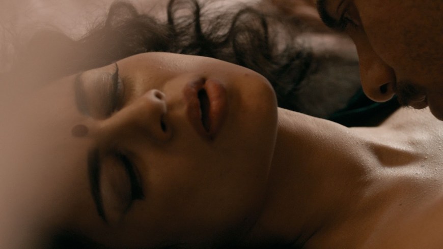 Kangana Ranaut Shootout at Wadala hot Scene stills