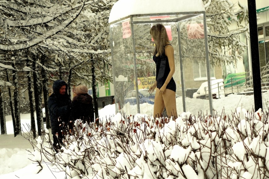 Эротические фотосессии зимой на улице в городе
