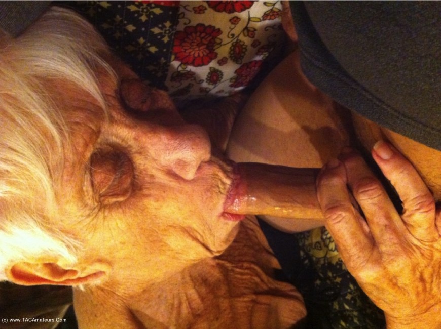 Beauty blonde blowjob from very old indian man