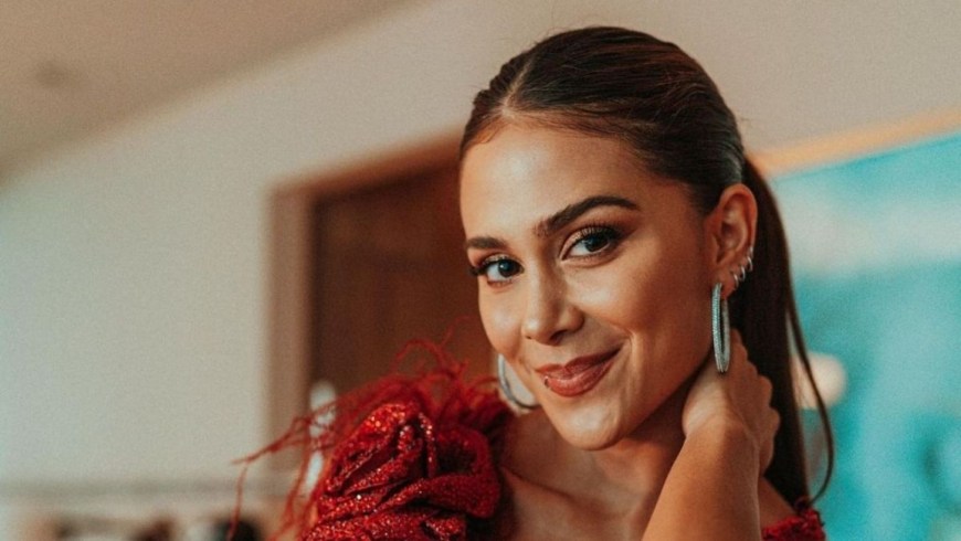 Greeicy Тини