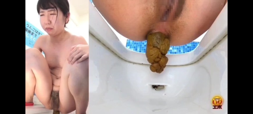 Asian dorm girl held a huge turd for us - scatfap срет