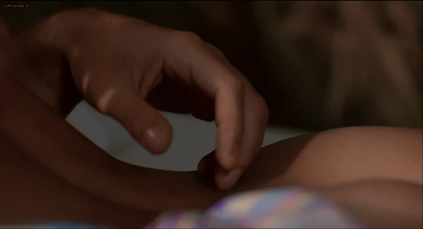 Софи Уорд nude pictures in movies