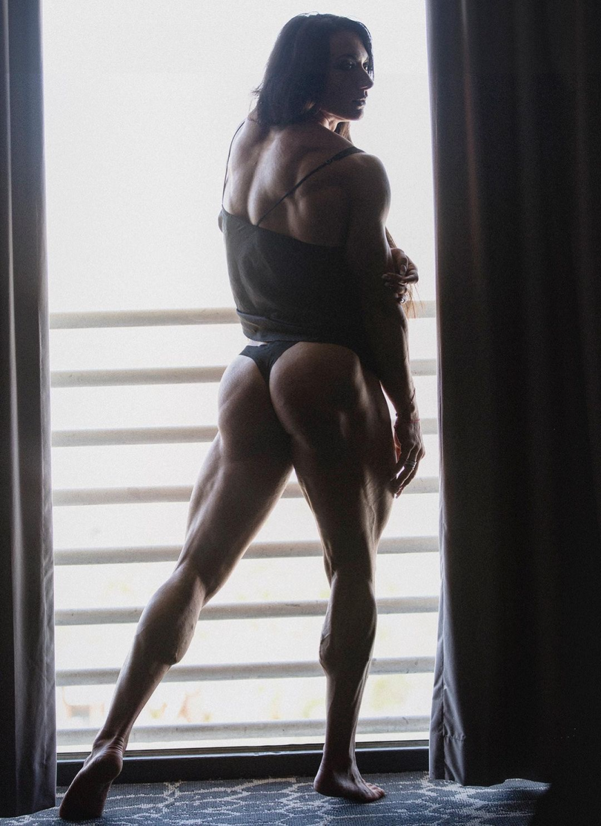 Валентина Мишина IFBB Pro nude