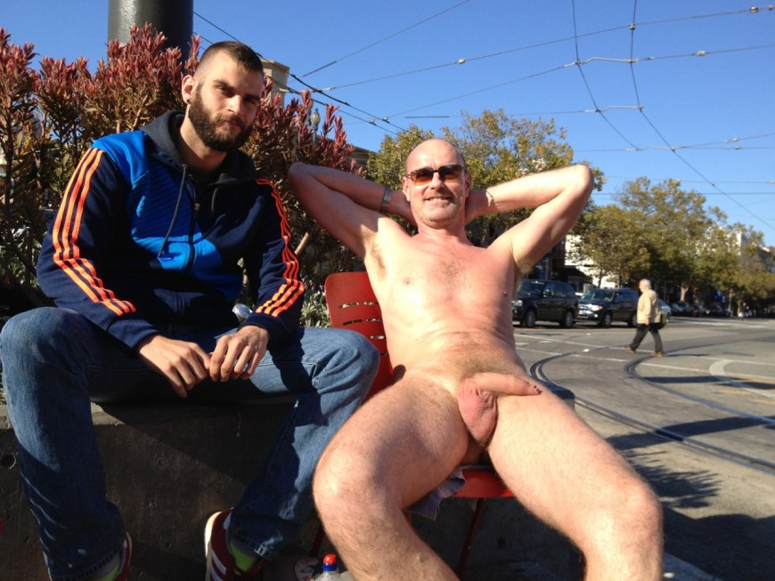 Naked Mens с влагалищем in public