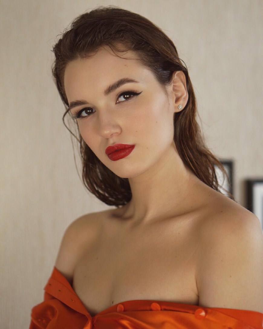 Анна Шаплева