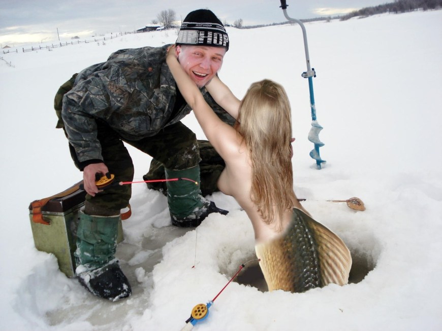 Голые девки на зимней рыбалке