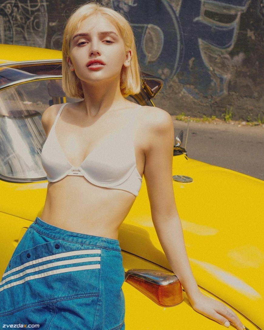 Дина саева 18