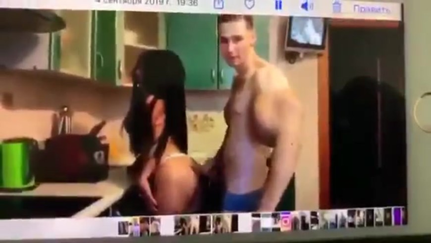 Руки базуки порноактёр