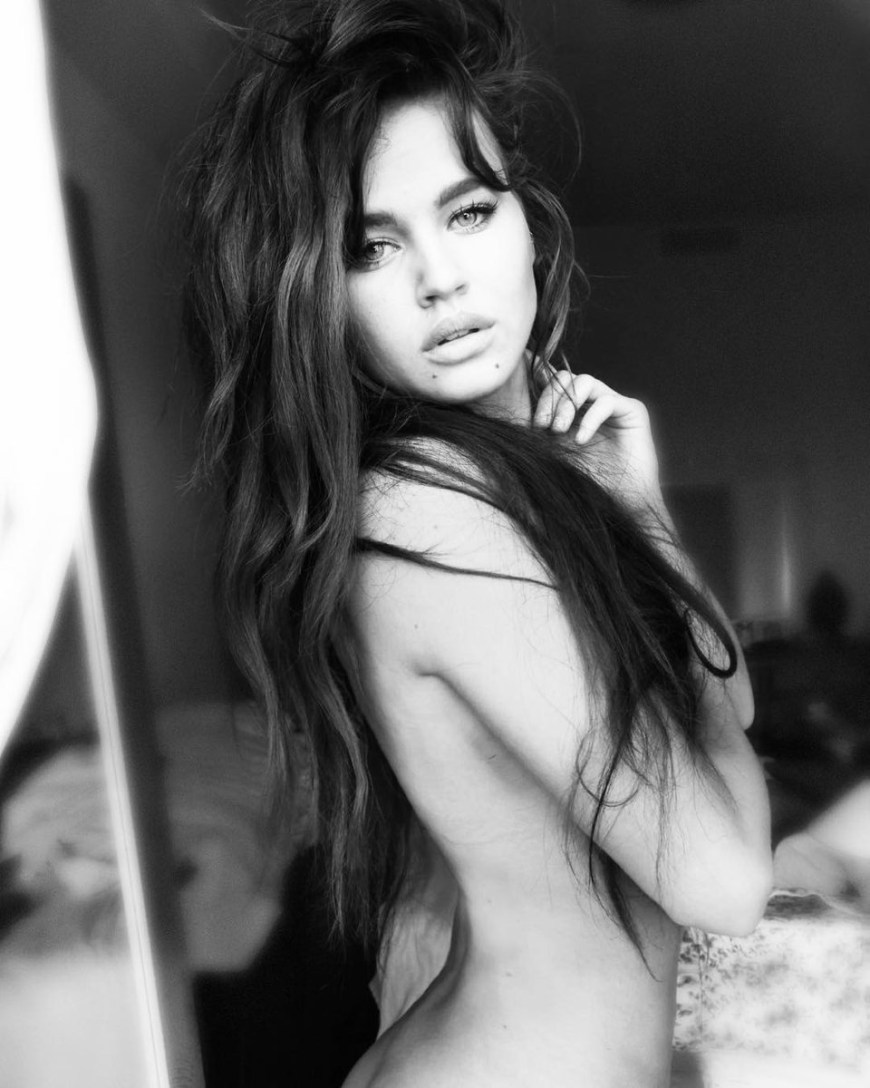Rosie Mac +18