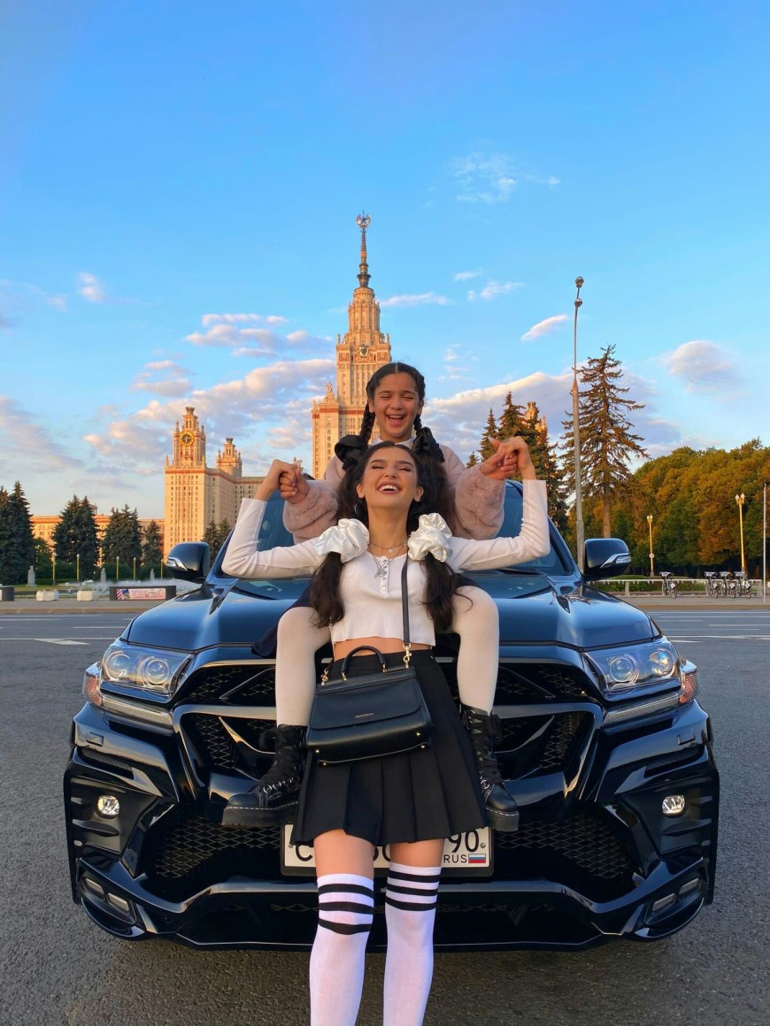 Сестра Дины Саевой 2020