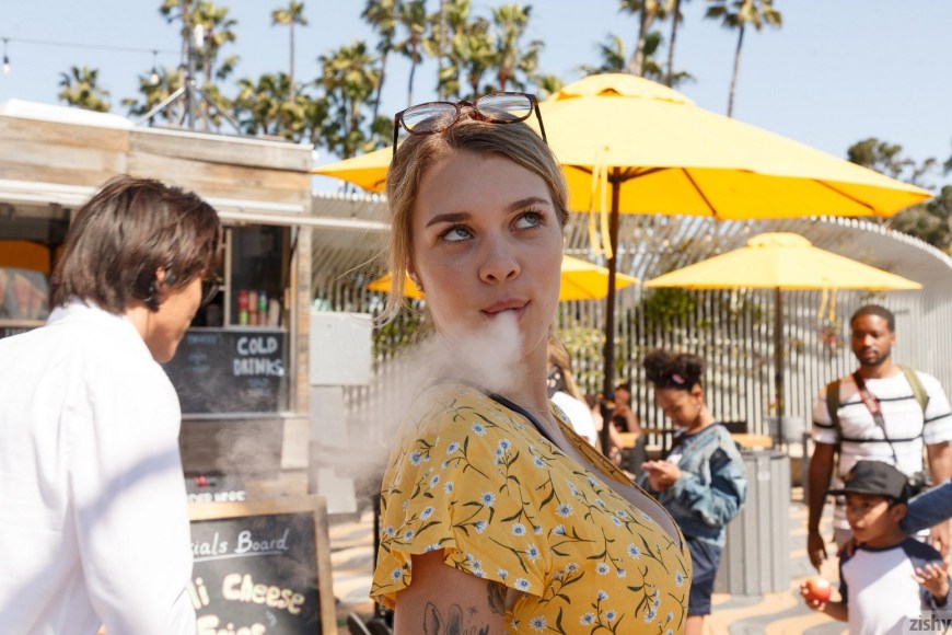 Gabbie Carter Pier Confetti