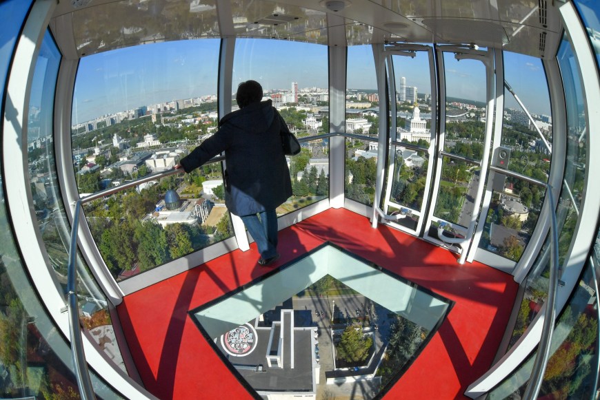 Колесо обозрения на ВДНХ 2022